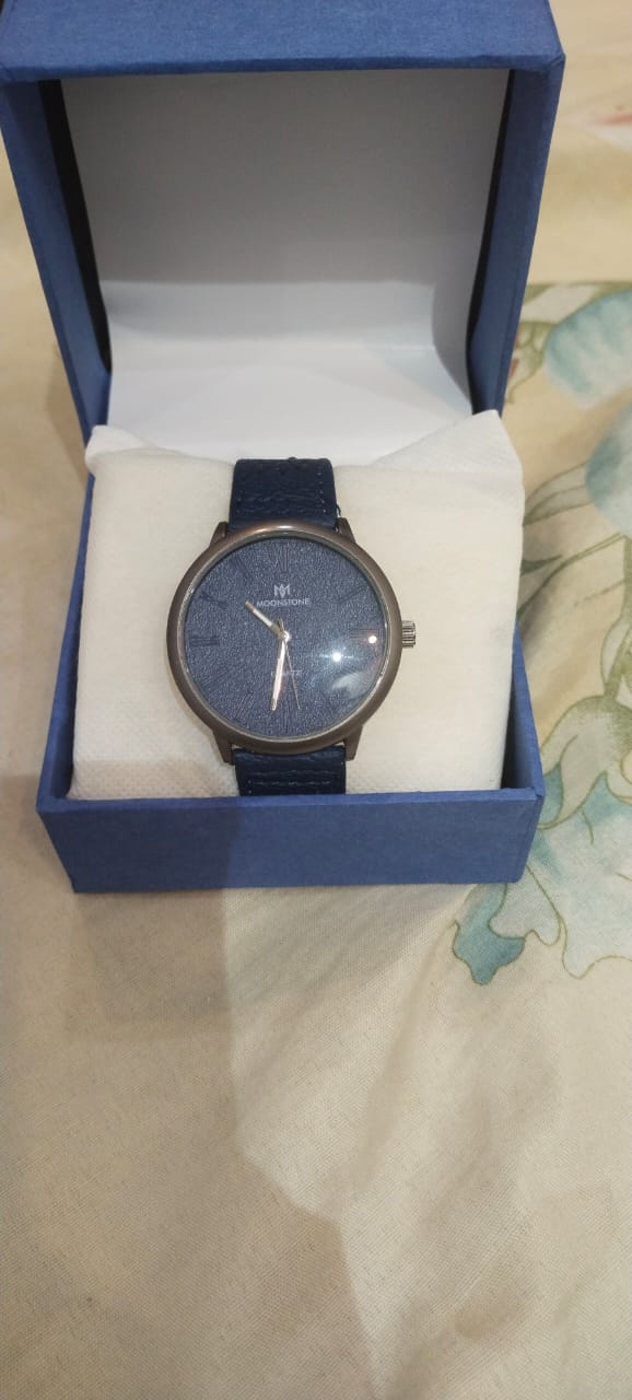 Moonstone Watch: A Fusion of Timeless Elegance and Lunar Inspiration